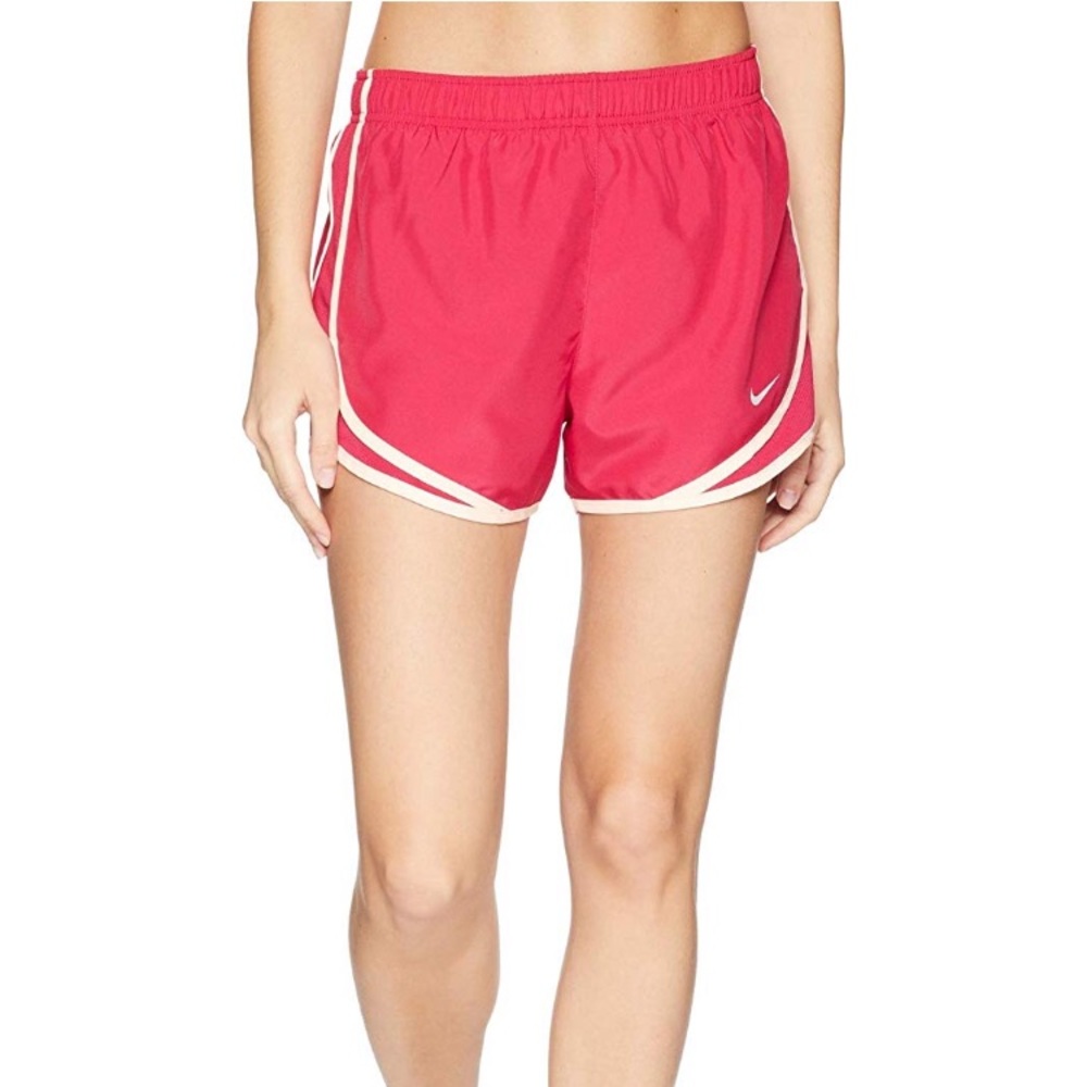 NIKE Women's Tempo Short